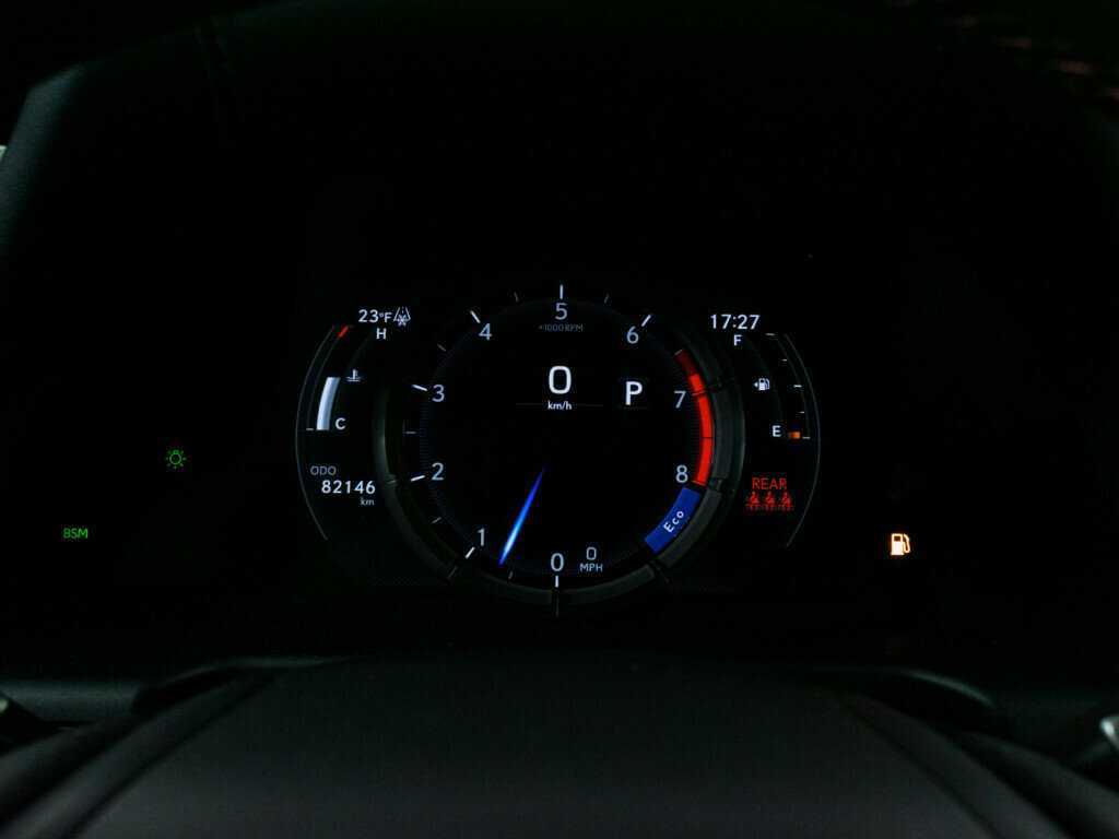 Lexus ES с пробегом — 2020 год. Фото: #14