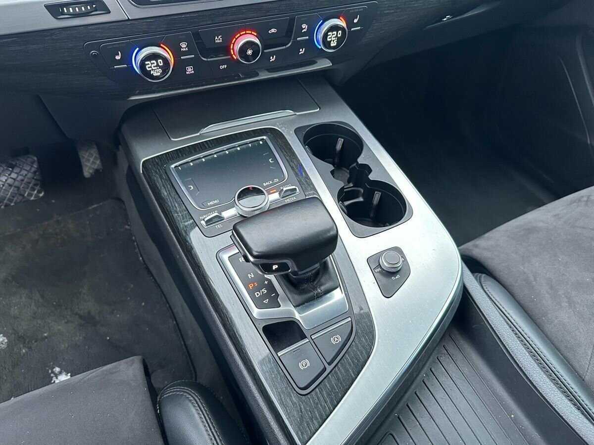 Audi Q7 с пробегом — 2015 год. Фото: #17