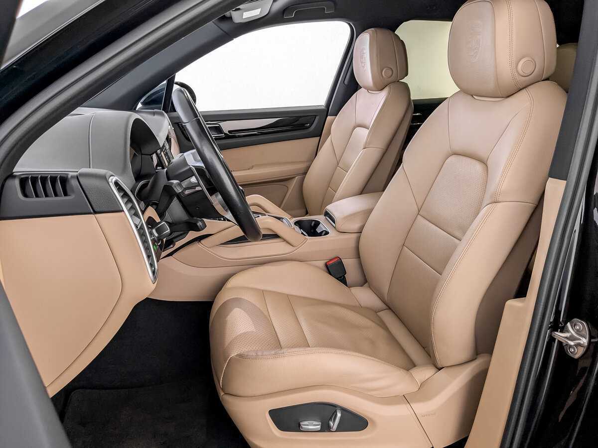 Porsche Cayenne с пробегом — 2020 год. Фото: #17
