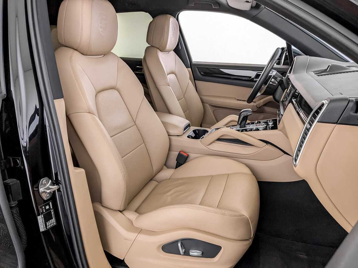 Porsche Cayenne с пробегом — 2020 год. Фото: #21
