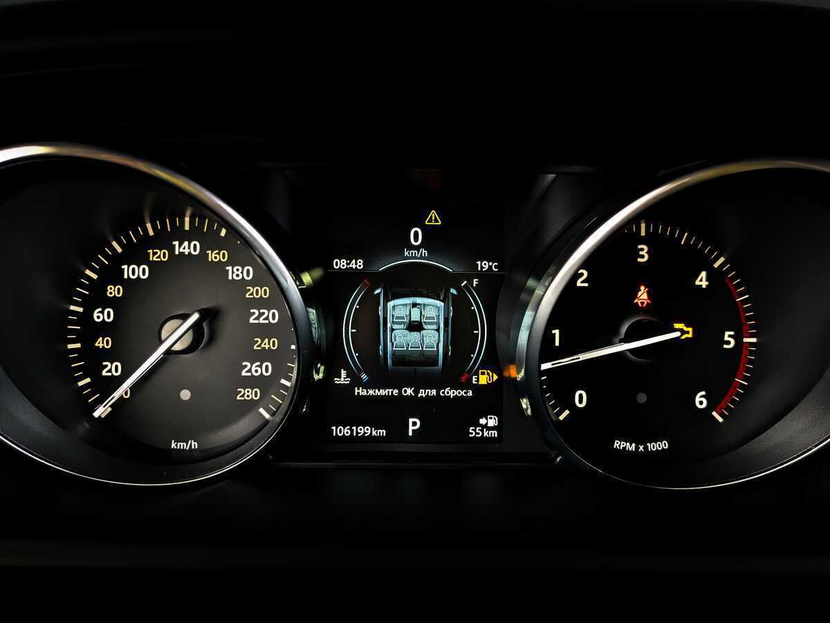 Land Rover Range Rover Sport с пробегом — 2016 год. Фото: #12