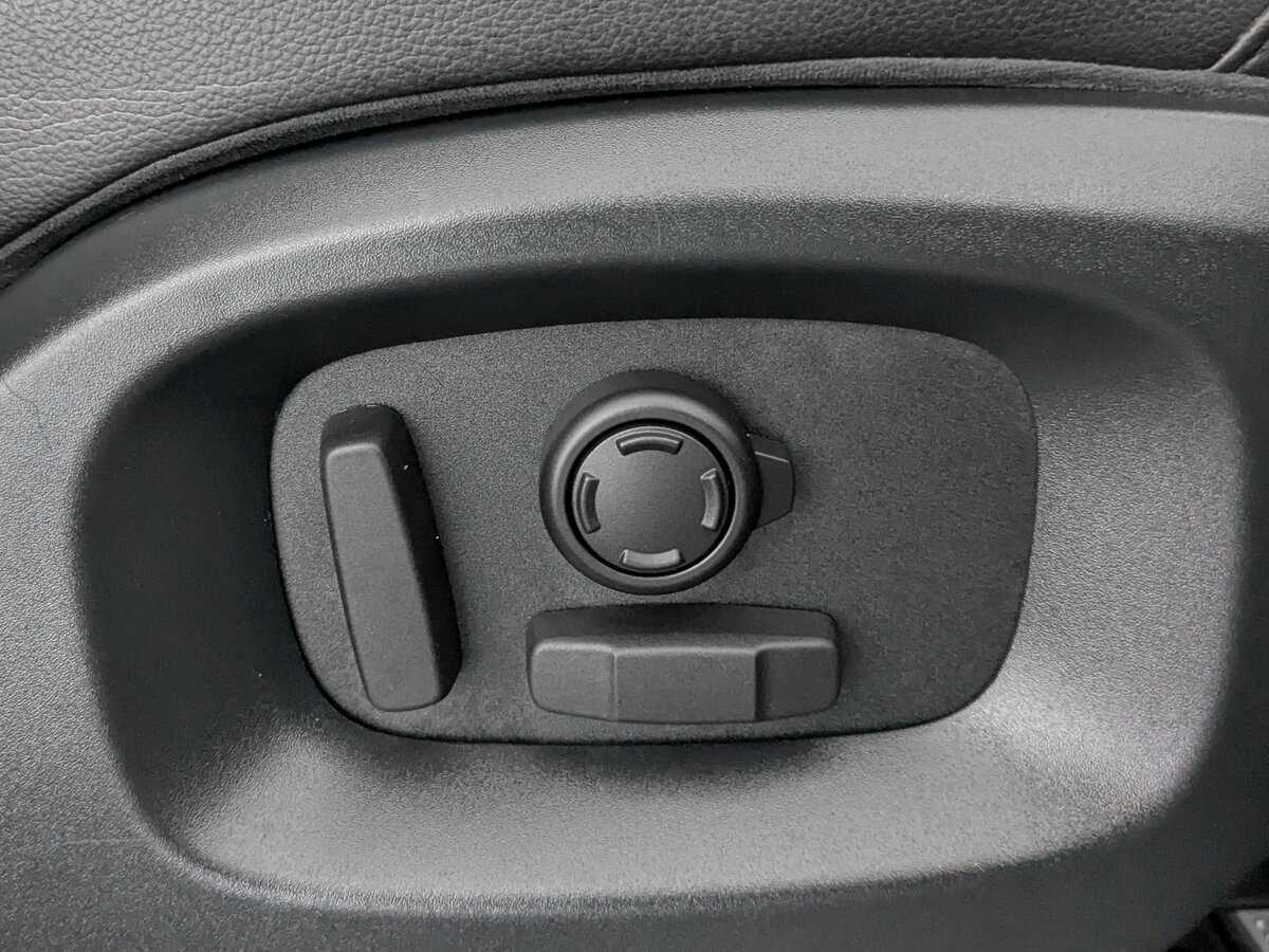 Land Rover Range Rover Sport с пробегом — 2016 год. Фото: #24