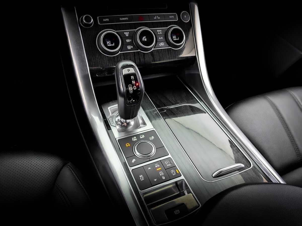 Land Rover Range Rover Sport с пробегом — 2016 год. Фото: #26