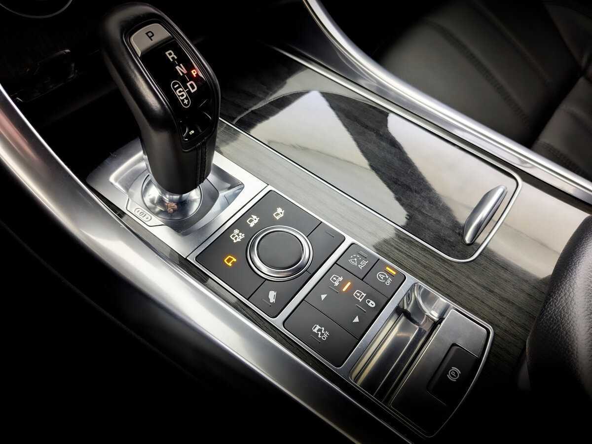 Land Rover Range Rover Sport с пробегом — 2016 год. Фото: #29