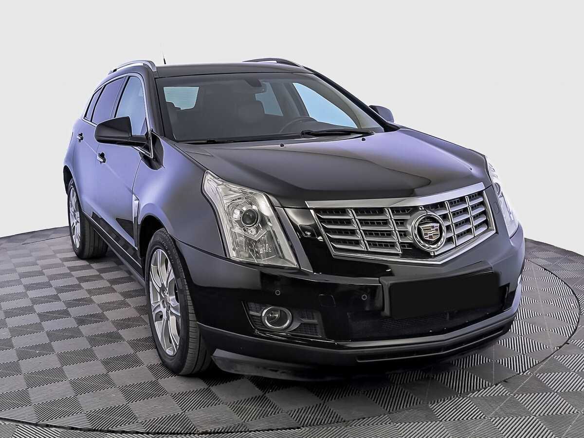 Cadillac SRX с пробегом — 2015 год. Фото: #2