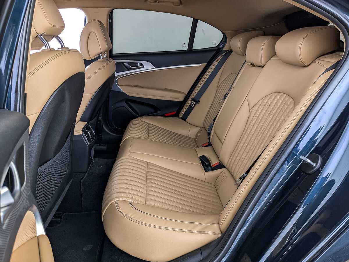 Genesis G70 с пробегом — 2022 год. Фото: #17