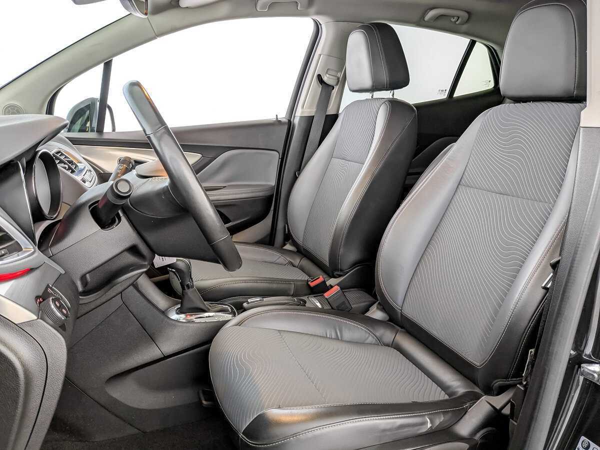 Opel Mokka с пробегом — 2013 год. Фото: #19