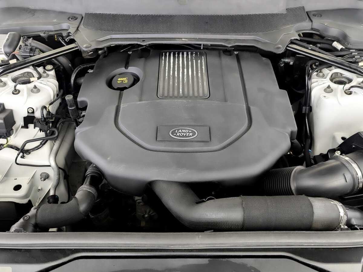 Land Rover Discovery с пробегом — 2019 год. Фото: #8