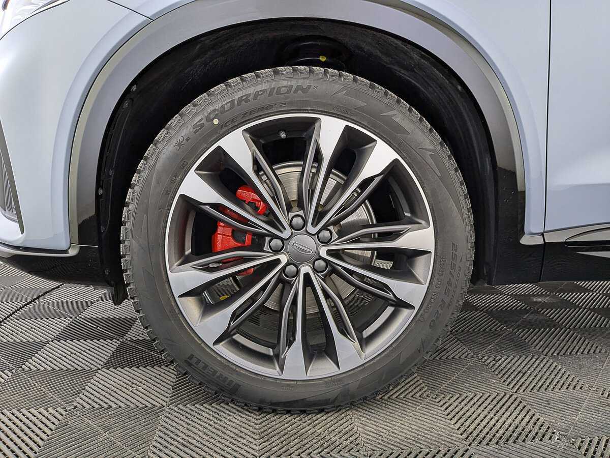 Geely Tugella с пробегом — 2023 год. Фото: #11