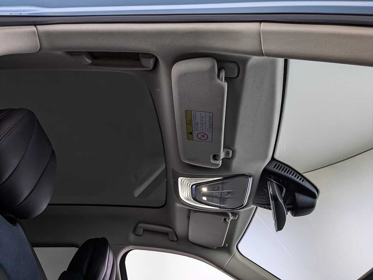 Voyah Free с пробегом — 2022 год. Фото: #20