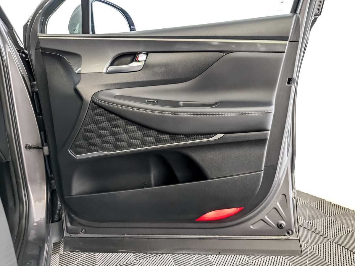 Hyundai Santa Fe с пробегом — 2021 год. Фото: #24