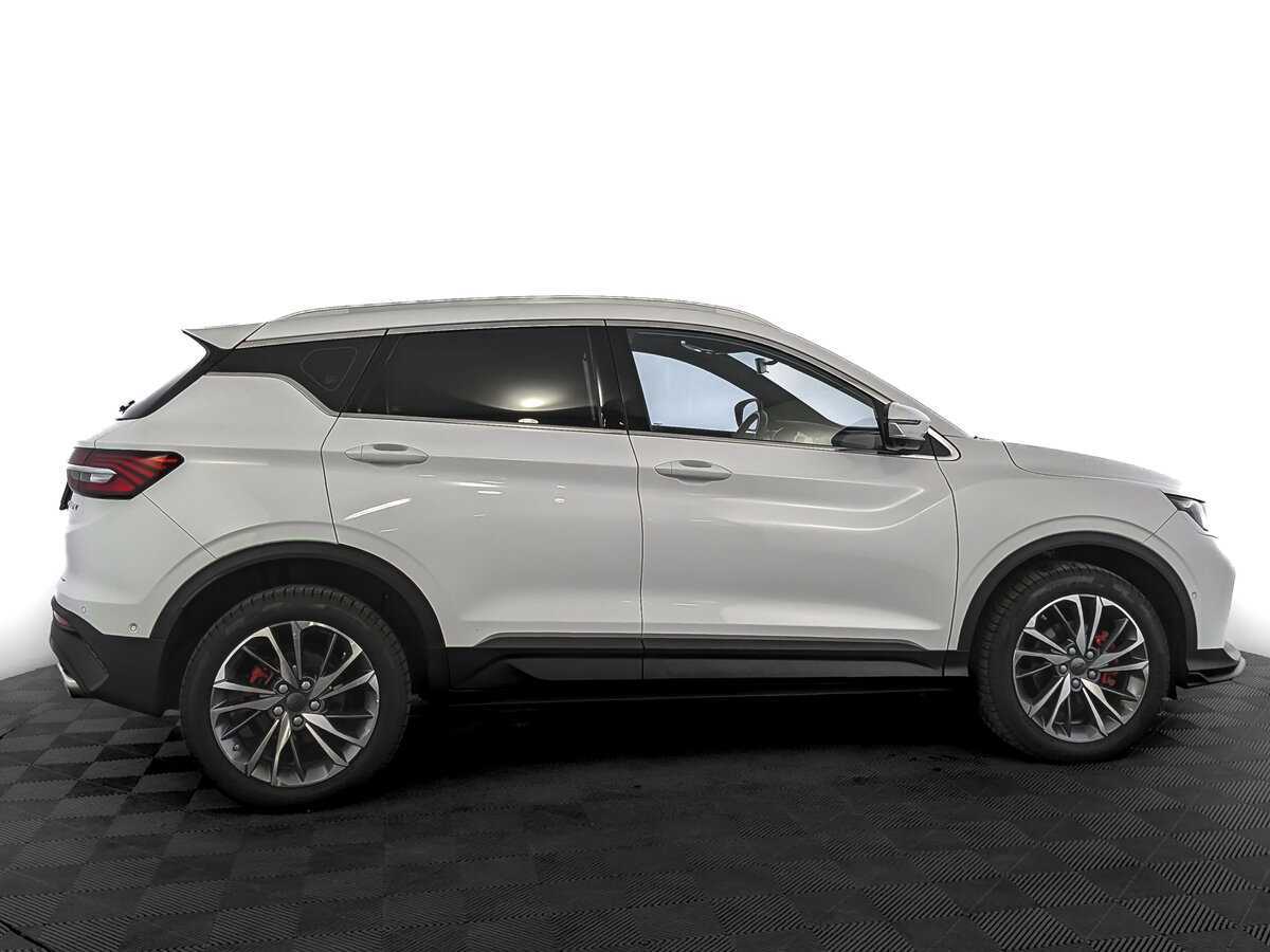 Geely Coolray с пробегом — 2022 год. Фото: #3