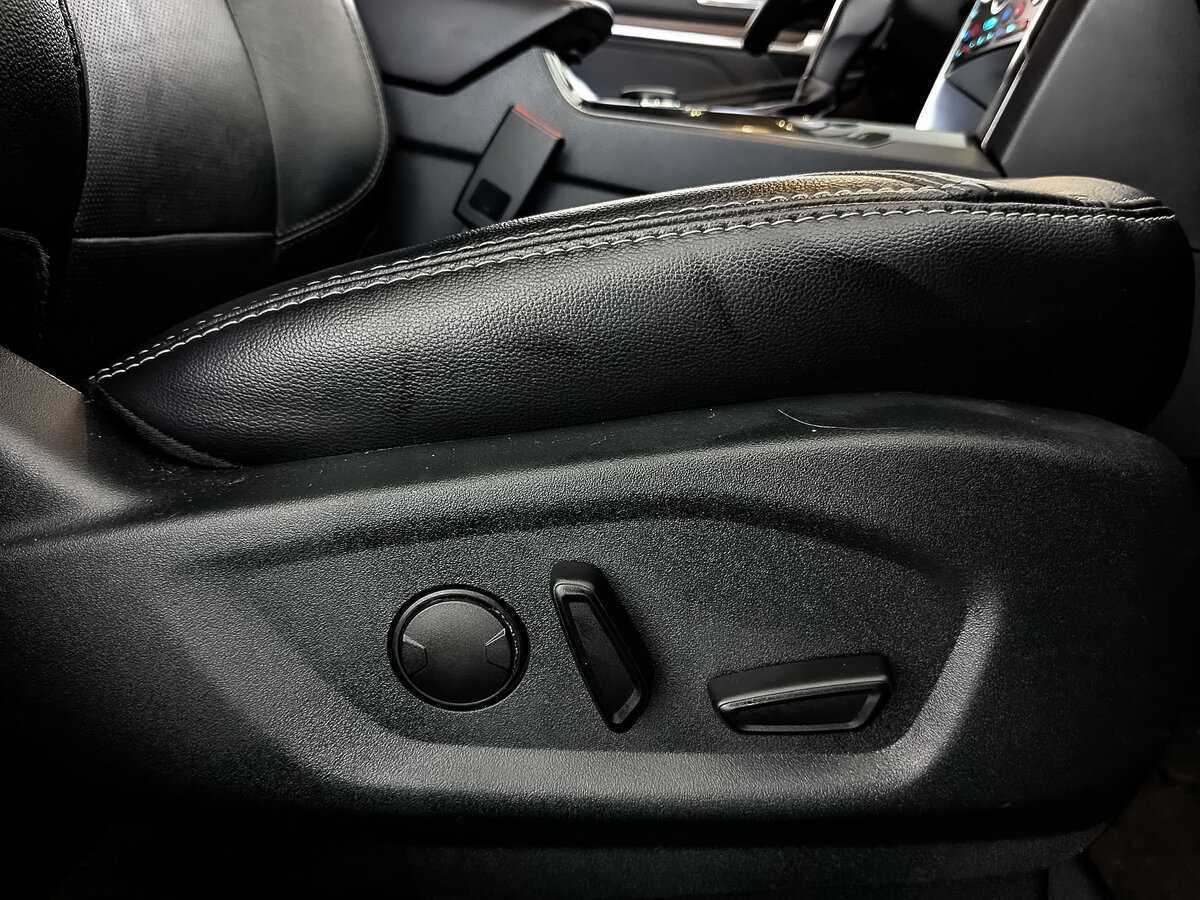 Ford Explorer с пробегом — 2019 год. Фото: #25