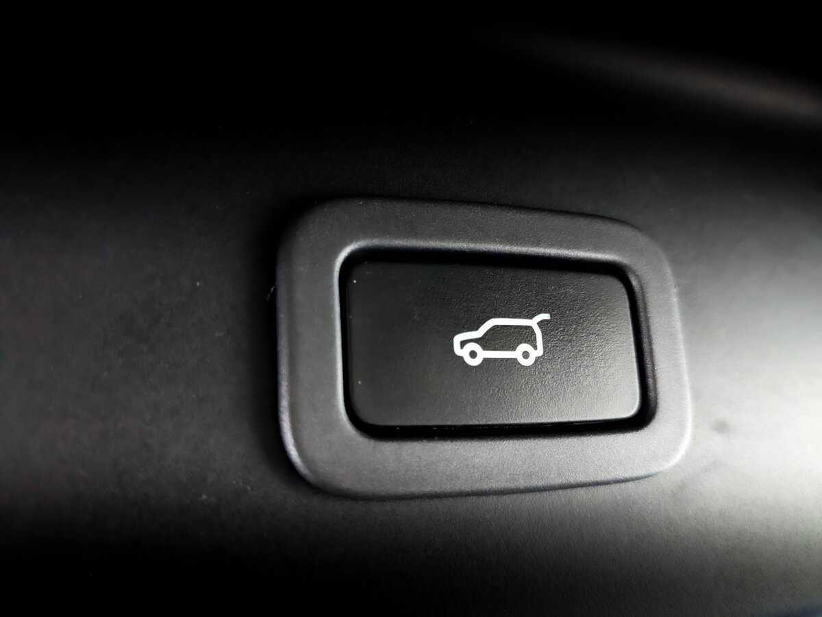 Land Rover Range Rover с пробегом — 2021 год. Фото: #25