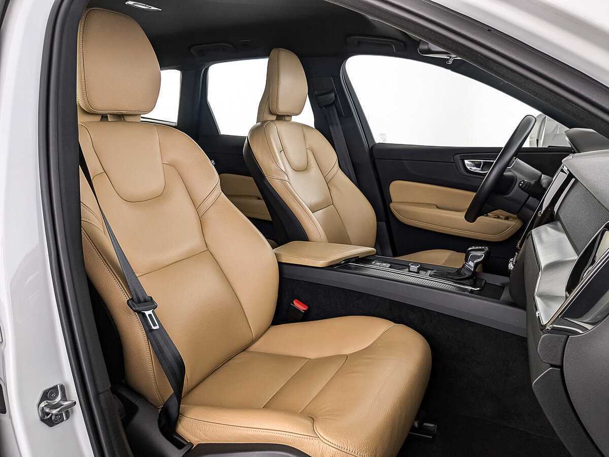 Volvo XC60 с пробегом — 2019 год. Фото: #23