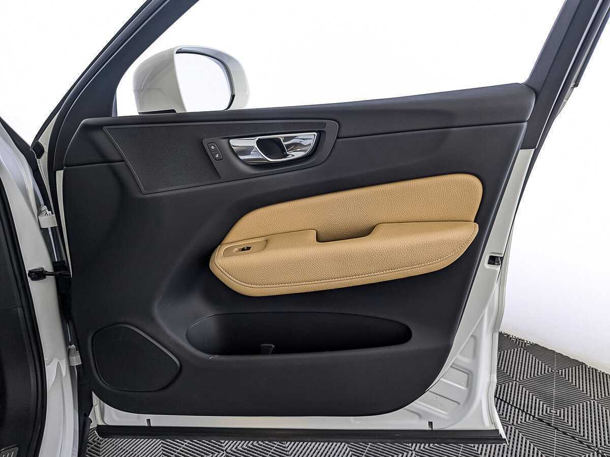 Volvo XC60 с пробегом — 2019 год. Фото: #24