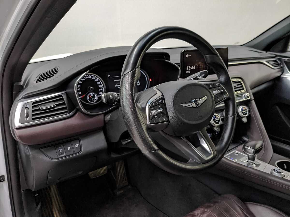 Genesis G70 с пробегом — 2021 год. Фото: #12