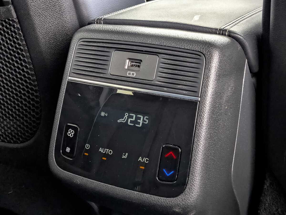 EXEED VX с пробегом — 2023 год. Фото: #24