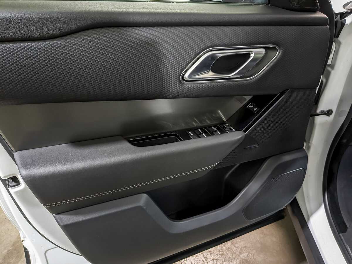 Land Rover Range Rover Velar с пробегом — 2019 год. Фото: #18