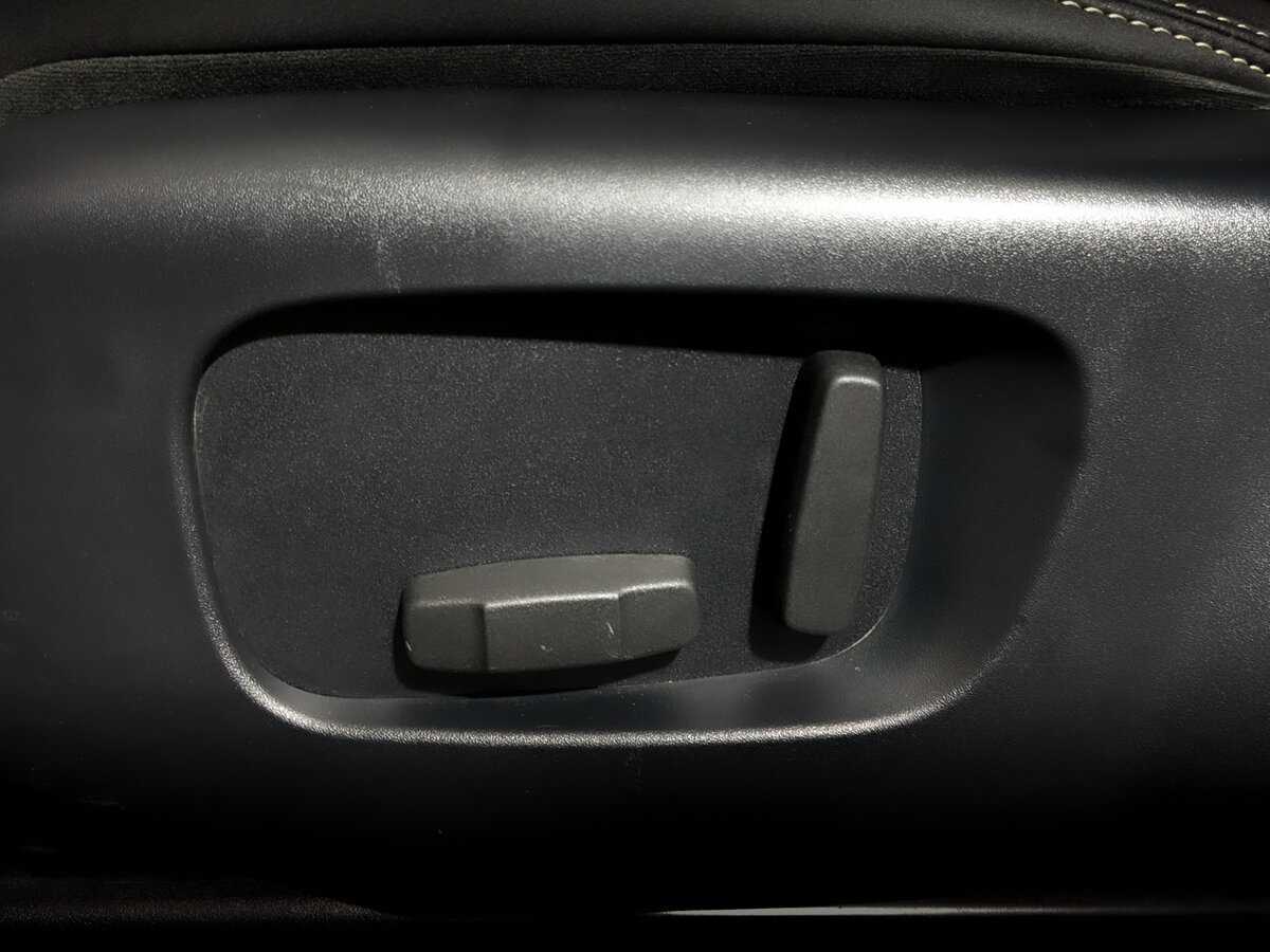 Land Rover Range Rover Velar с пробегом — 2019 год. Фото: #20