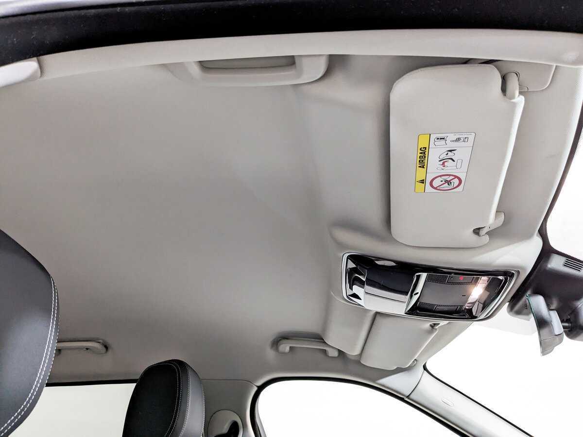 Land Rover Range Rover Velar с пробегом — 2019 год. Фото: #22