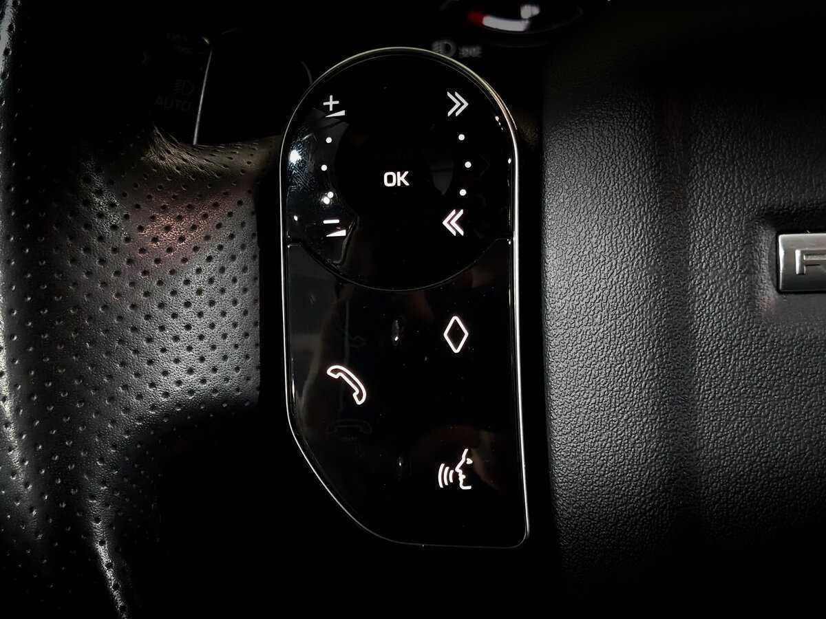 Land Rover Range Rover Velar с пробегом — 2019 год. Фото: #26