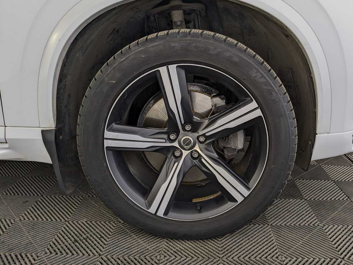 Volvo XC90 с пробегом — 2017 год. Фото: #11