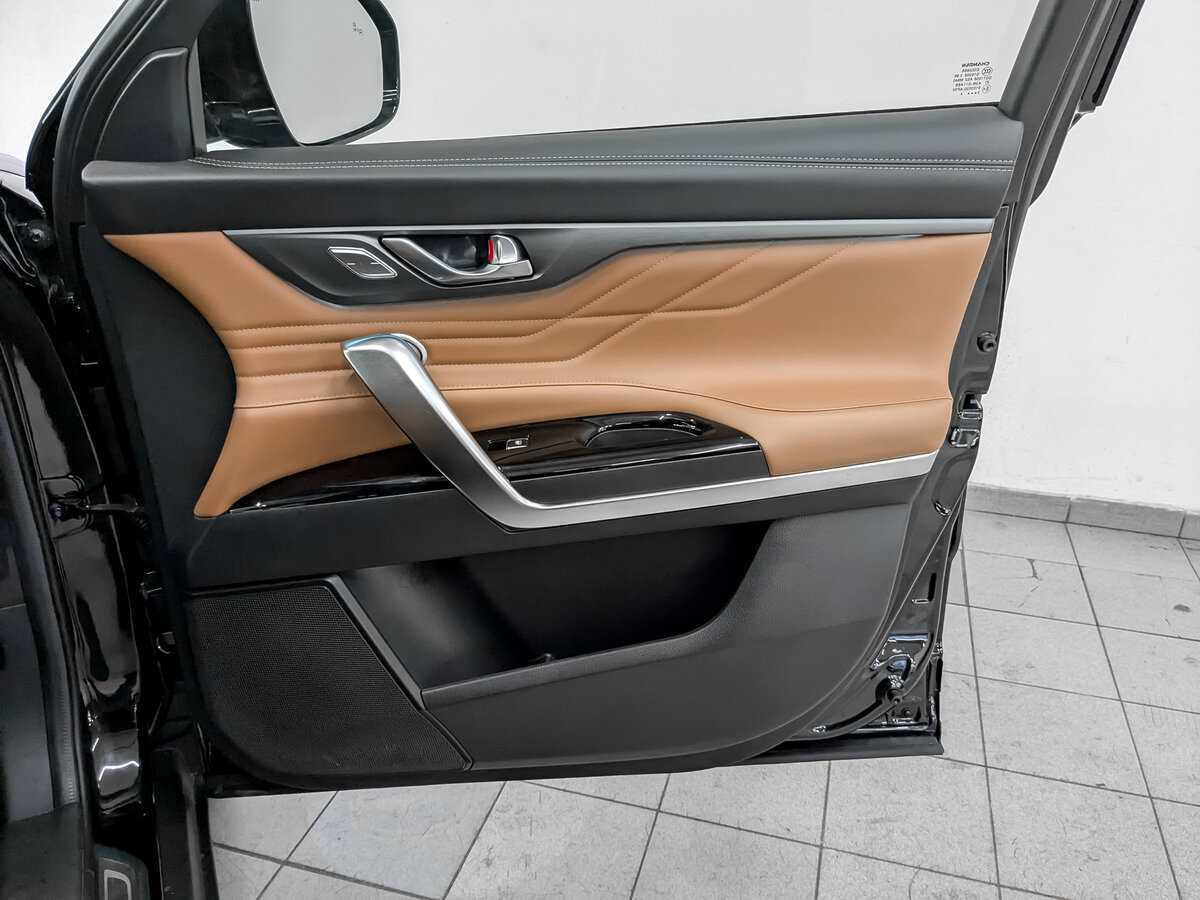 Changan CS95 с пробегом — 2023 год. Фото: #24