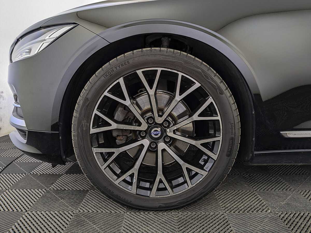 Volvo S90 с пробегом — 2020 год. Фото: #11