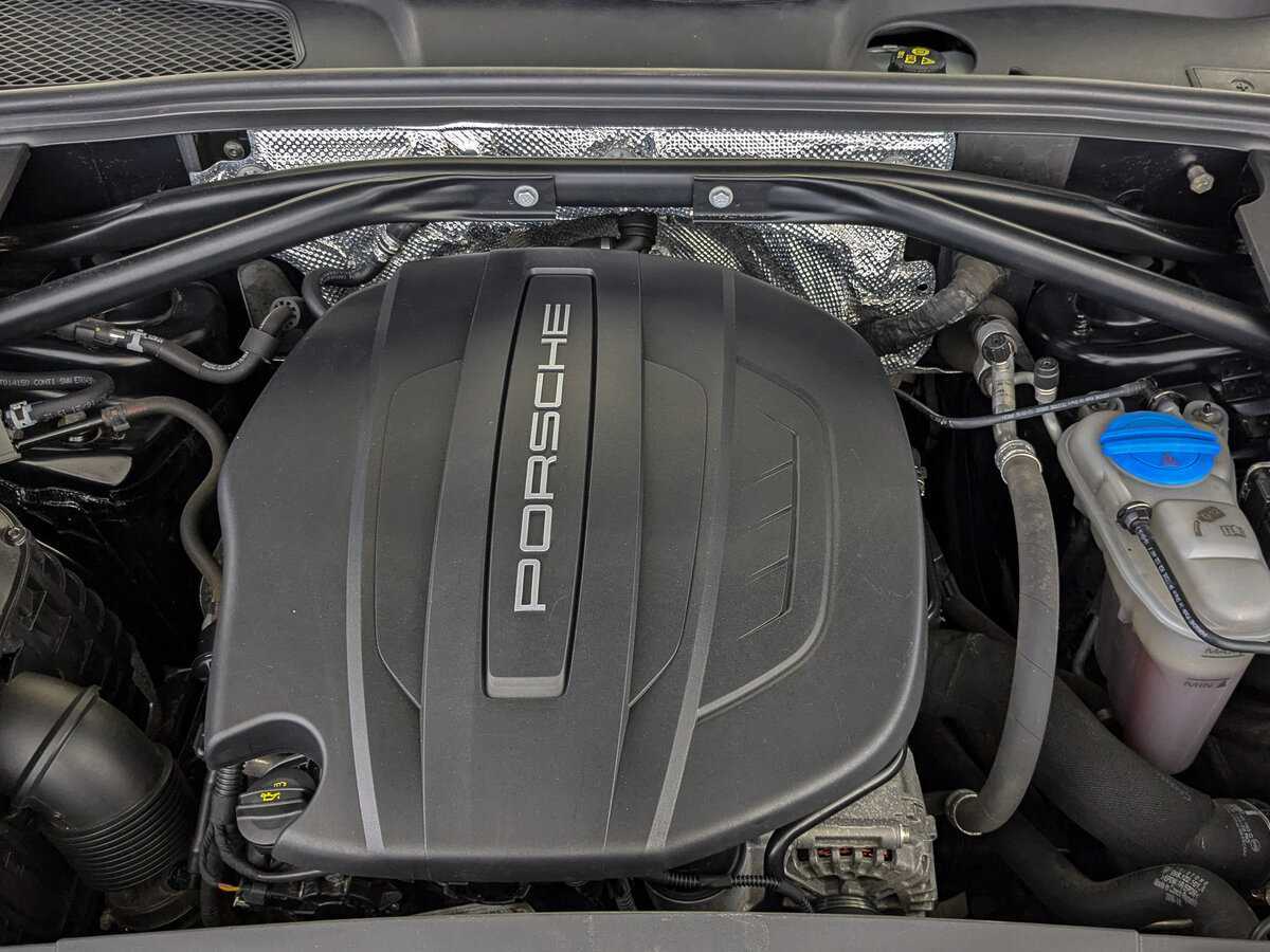 Porsche Macan с пробегом — 2016 год. Фото: #8