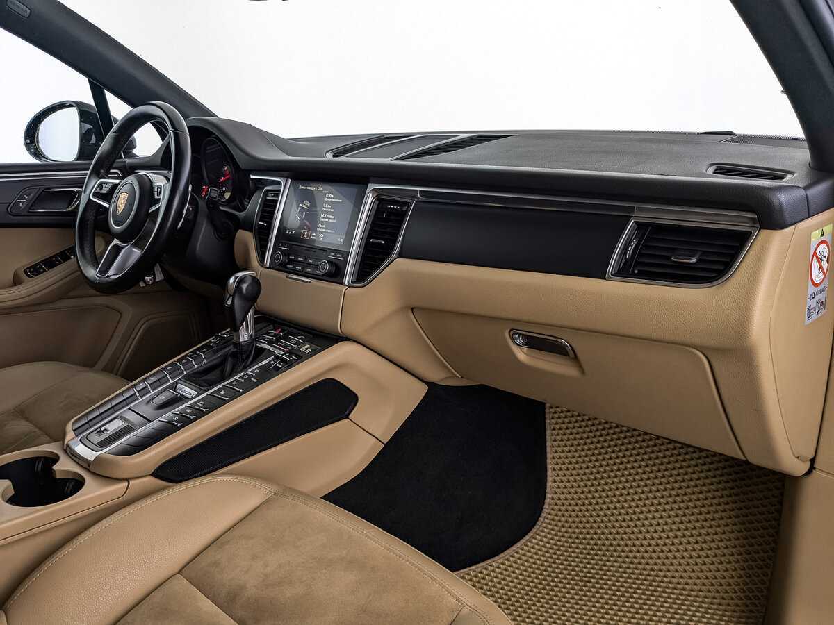 Porsche Macan с пробегом — 2016 год. Фото: #9