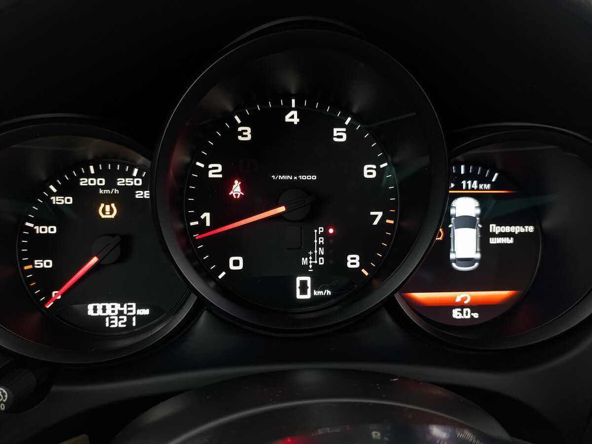 Porsche Macan с пробегом — 2016 год. Фото: #12