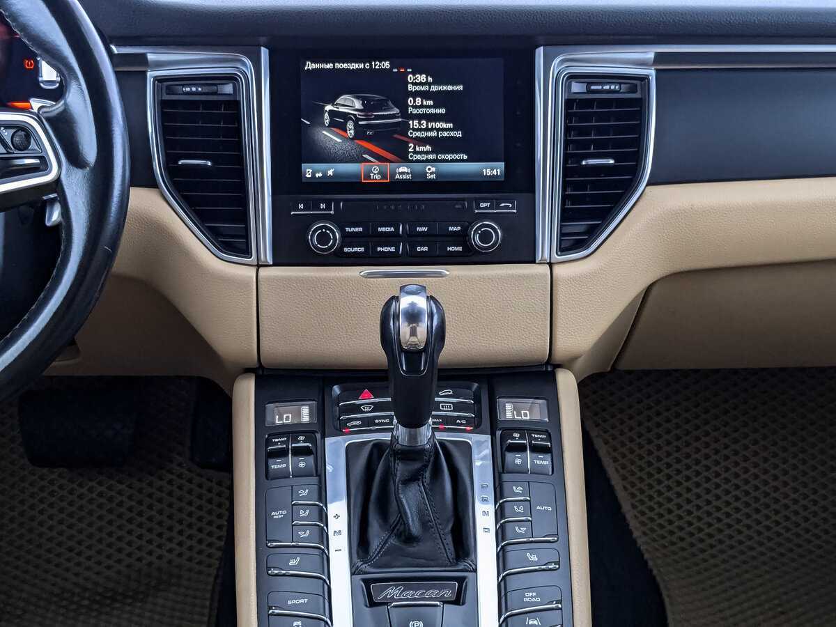 Porsche Macan с пробегом — 2016 год. Фото: #13