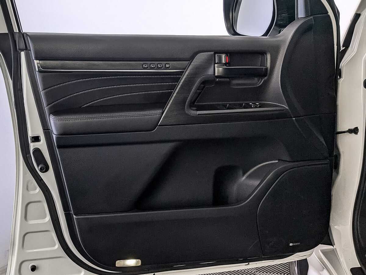 Toyota Land Cruiser с пробегом — 2019 год. Фото: #16