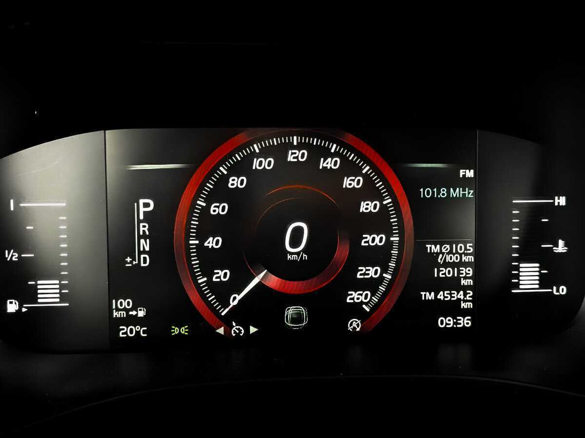 Volvo XC60 с пробегом — 2018 год. Фото: #12