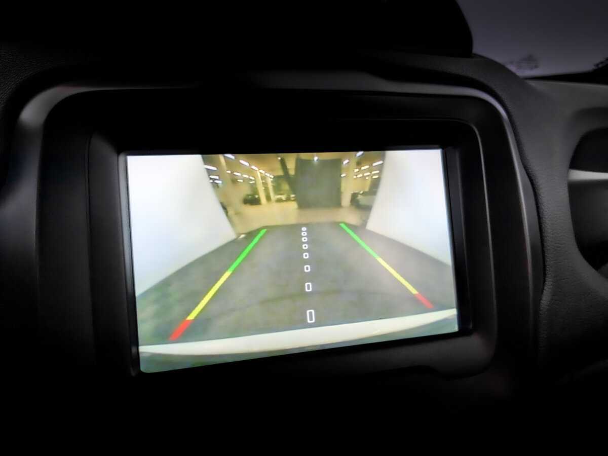 Jeep Renegade с пробегом — 2019 год. Фото: #24