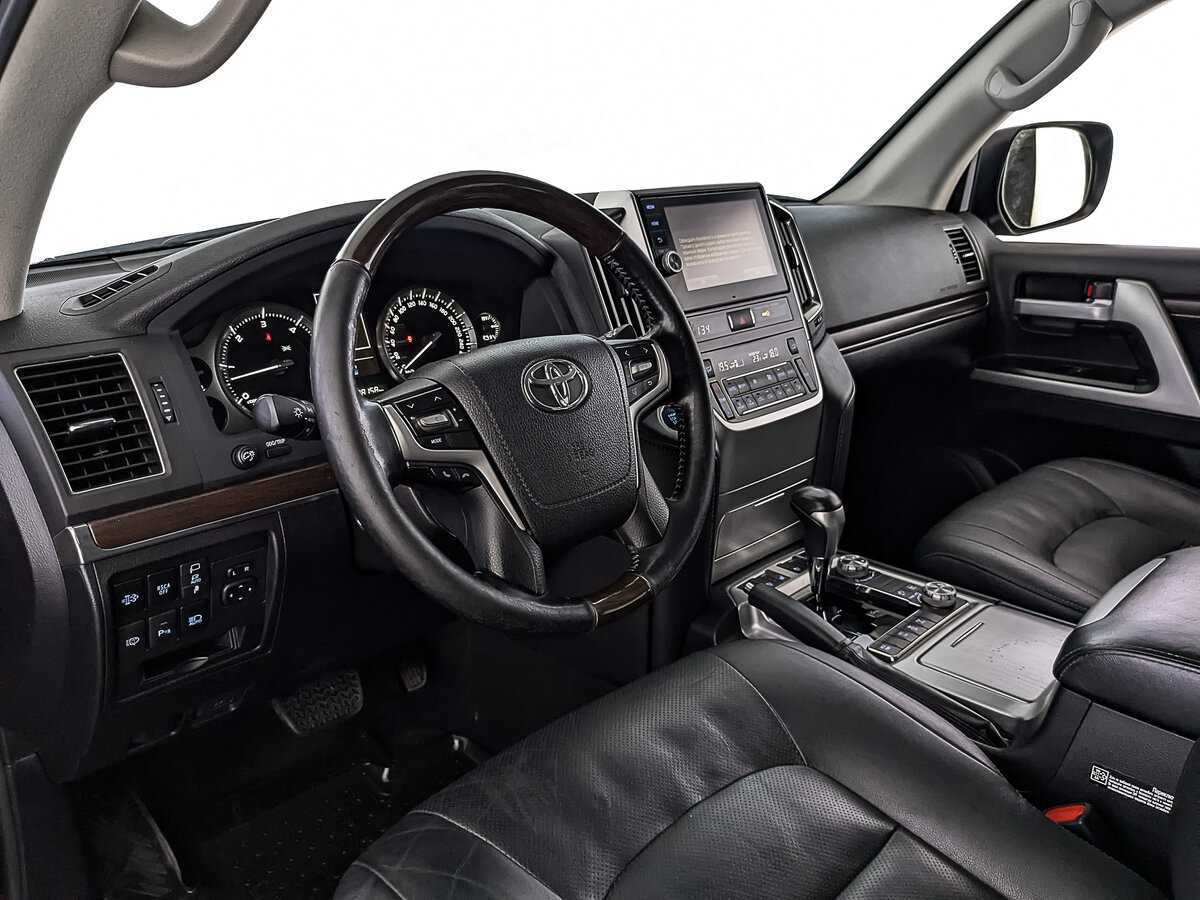 Toyota Land Cruiser с пробегом — 2019 год. Фото: #14
