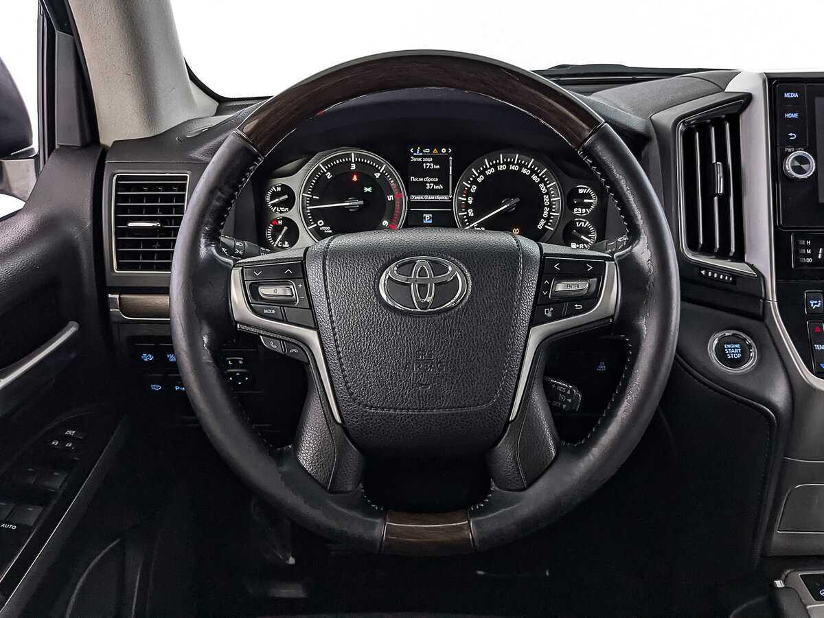 Toyota Land Cruiser с пробегом — 2019 год. Фото: #21