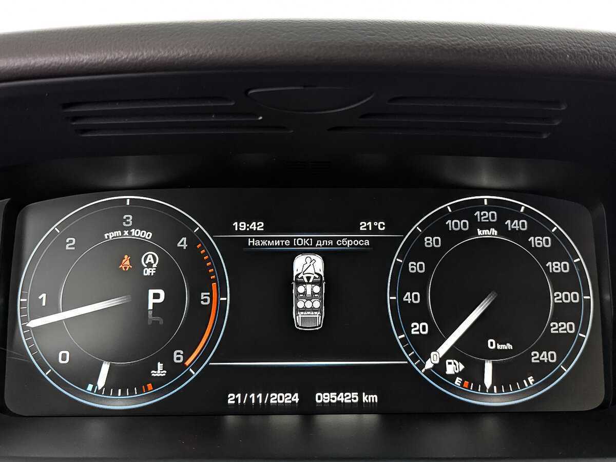 Land Rover Range Rover Sport с пробегом — 2016 год. Фото: #12