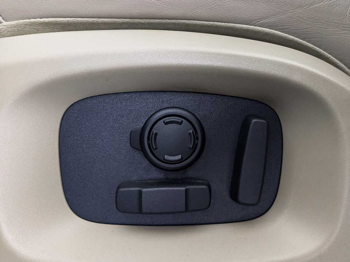 Land Rover Range Rover Sport с пробегом — 2016 год. Фото: #20