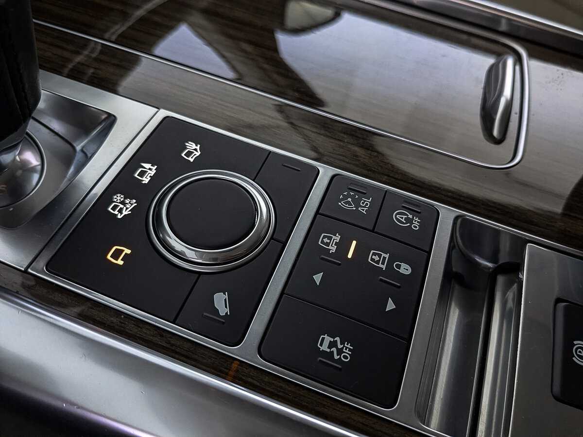 Land Rover Range Rover Sport с пробегом — 2016 год. Фото: #27