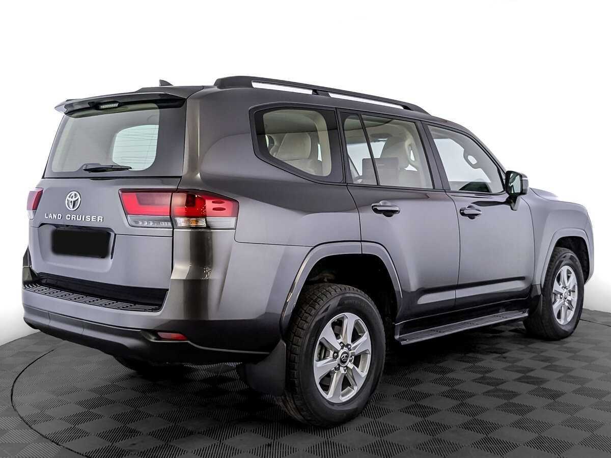 Toyota Land Cruiser с пробегом — 2023 год. Фото: #4