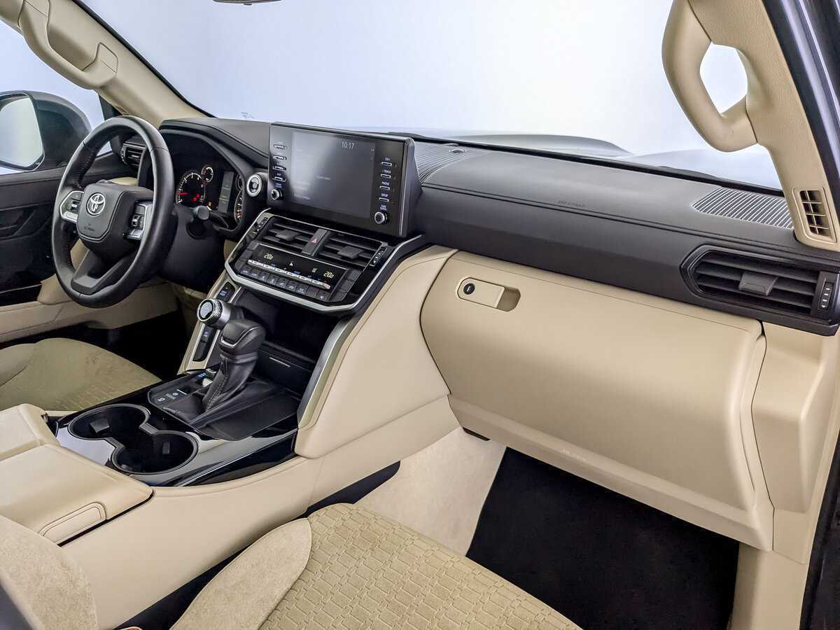 Toyota Land Cruiser с пробегом — 2023 год. Фото: #10
