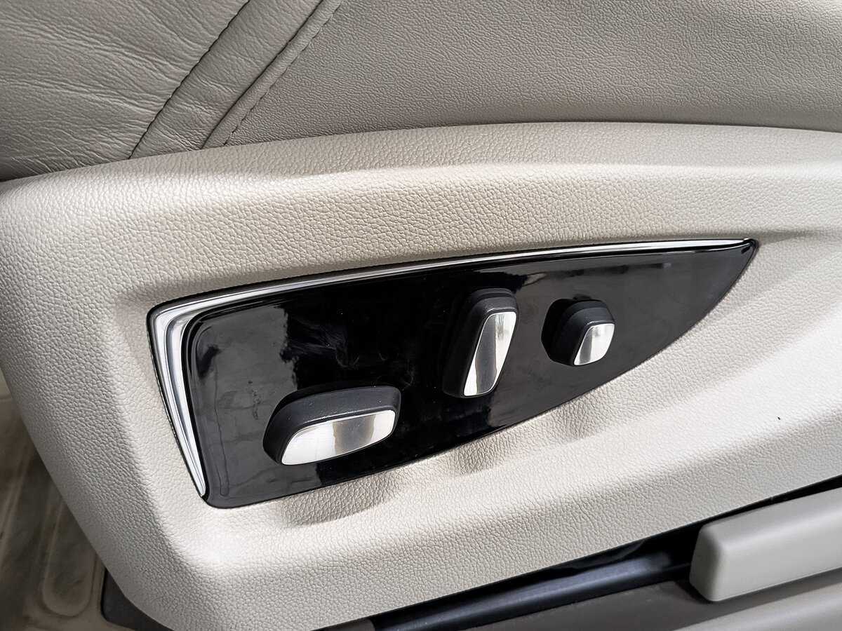 Cadillac Escalade с пробегом — 2019 год. Фото: #28