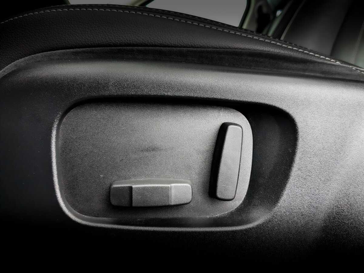 Land Rover Range Rover Velar с пробегом — 2018 год. Фото: #20