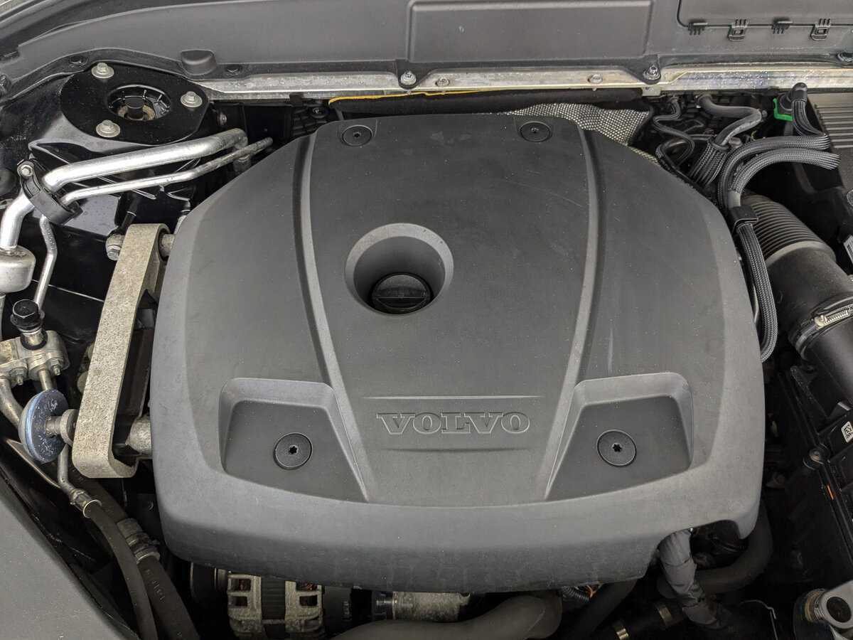 Volvo XC60 с пробегом — 2018 год. Фото: #8