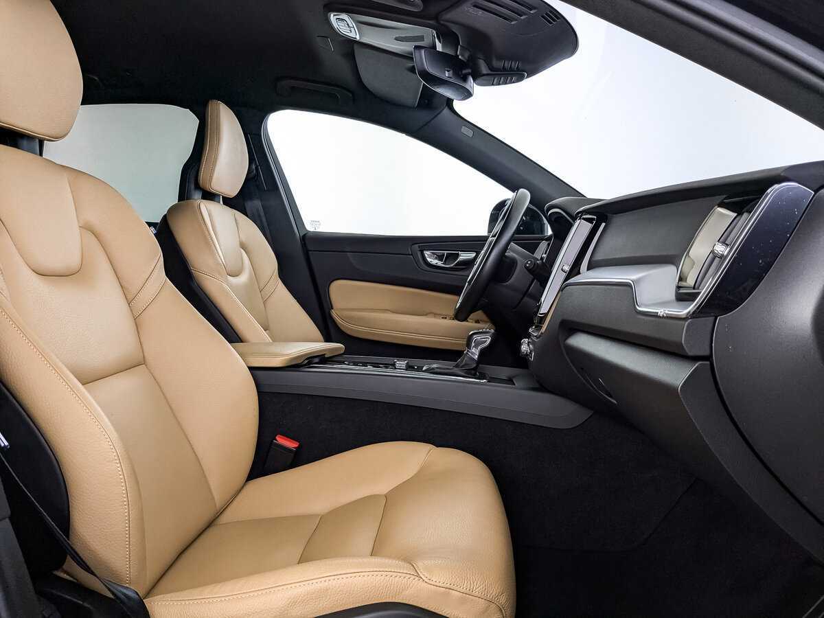 Volvo XC60 с пробегом — 2018 год. Фото: #21