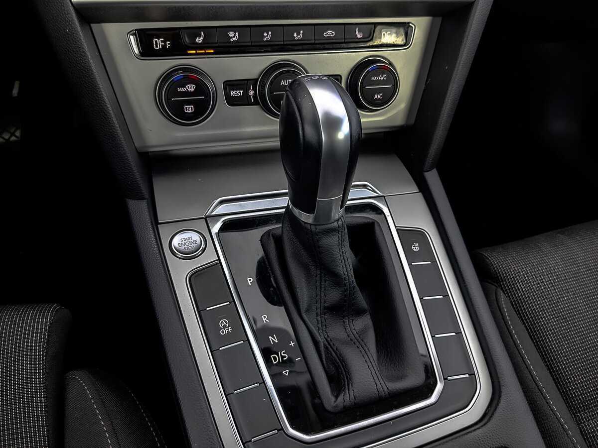 Volkswagen Passat с пробегом — 2019 год. Фото: #20