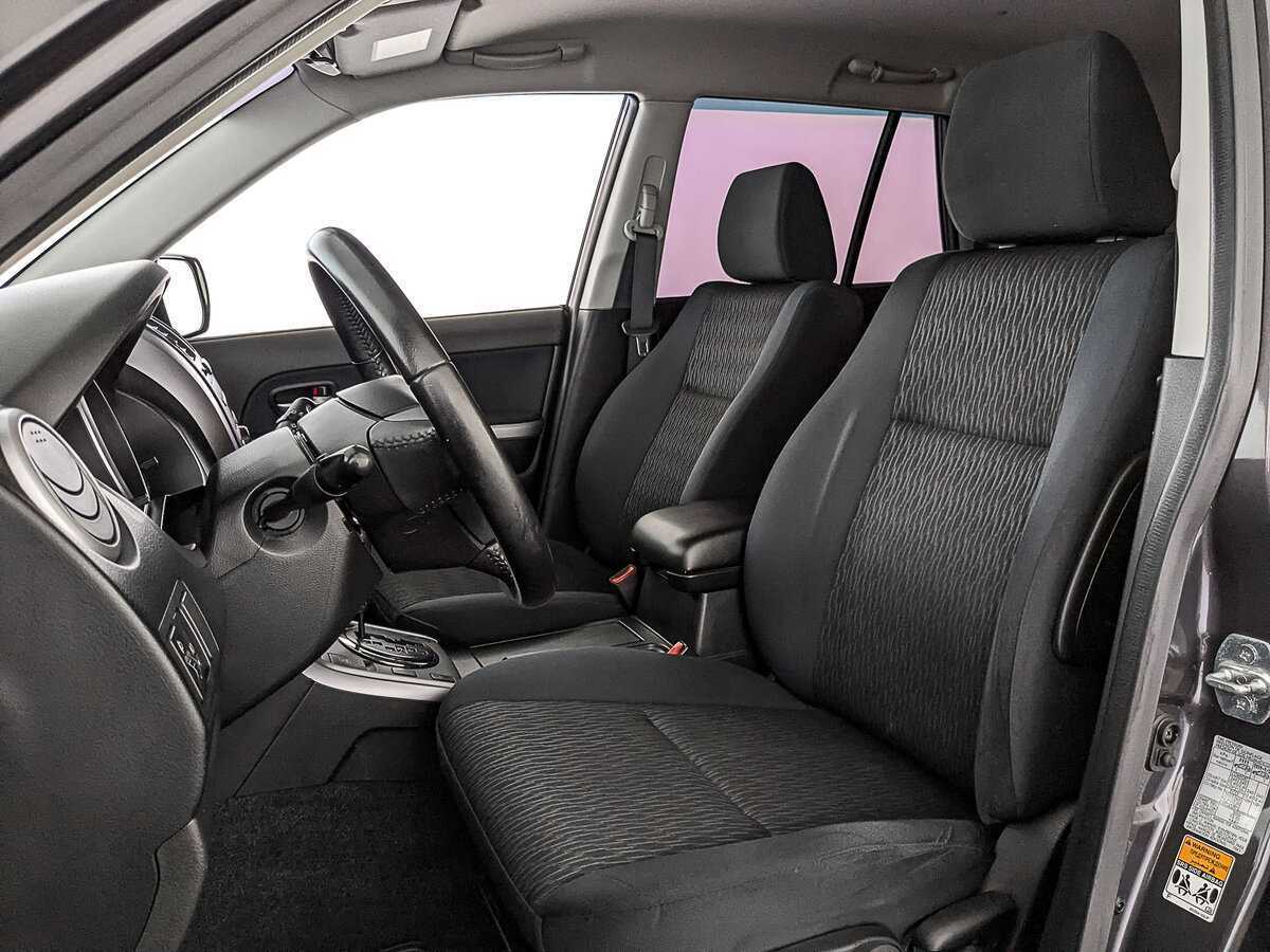 Suzuki Grand Vitara с пробегом — 2013 год. Фото: #19
