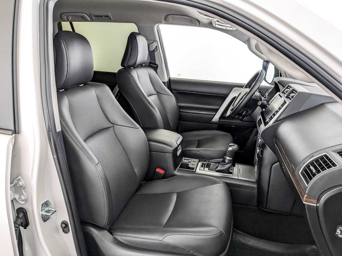 Toyota Land Cruiser Prado с пробегом — 2021 год. Фото: #23